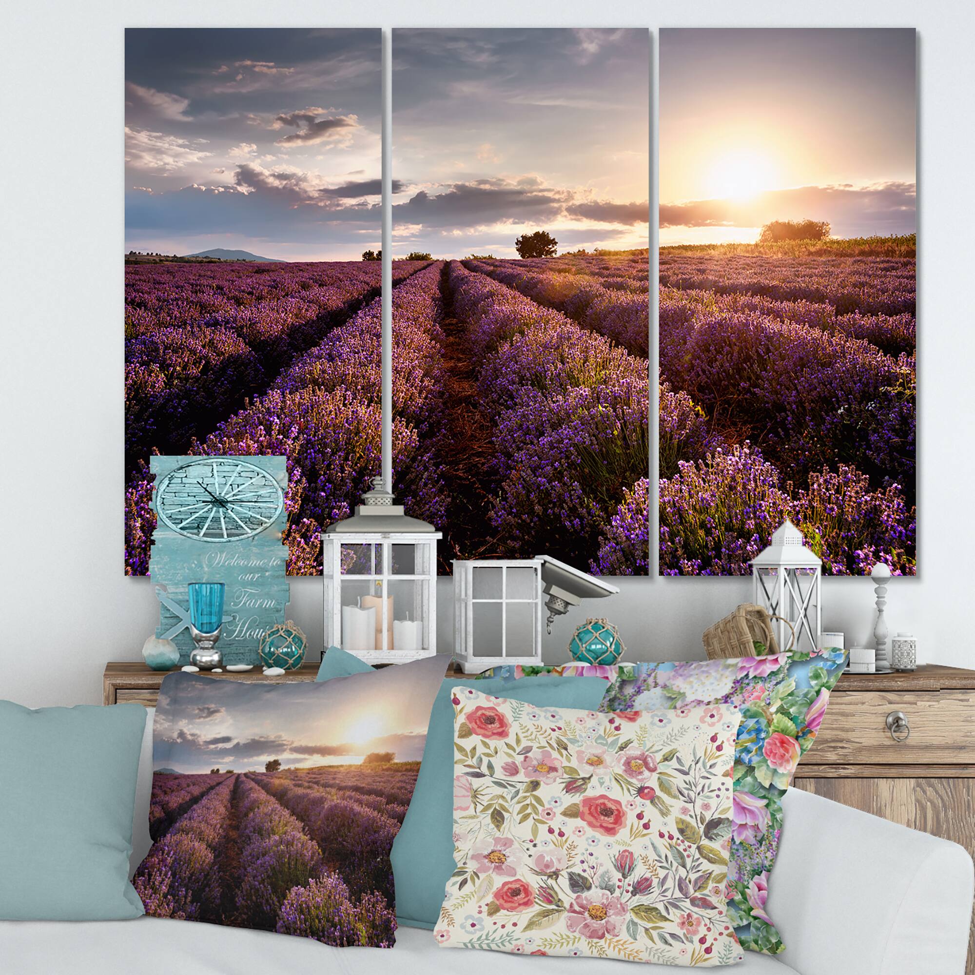 Designart - Sunrise & Dramatic Clouds Over Lavender Field V